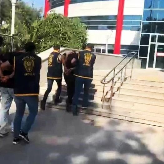 Bakır Kablo Çalan Hırsızlar Suçüstü Yakalandı