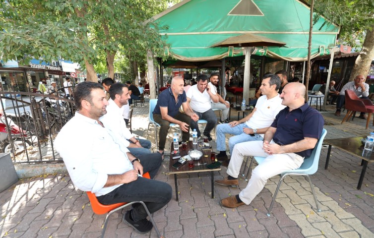 Vali Varol Esnaf ve Vatandaşları Dinledi
