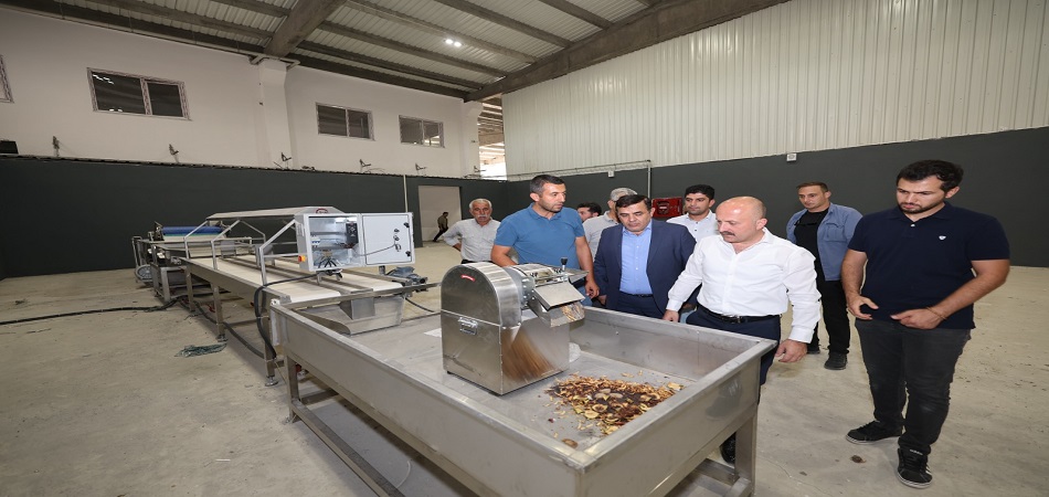 Vali Varol 'Tarım Mükemmeliyet Merkezi'nde