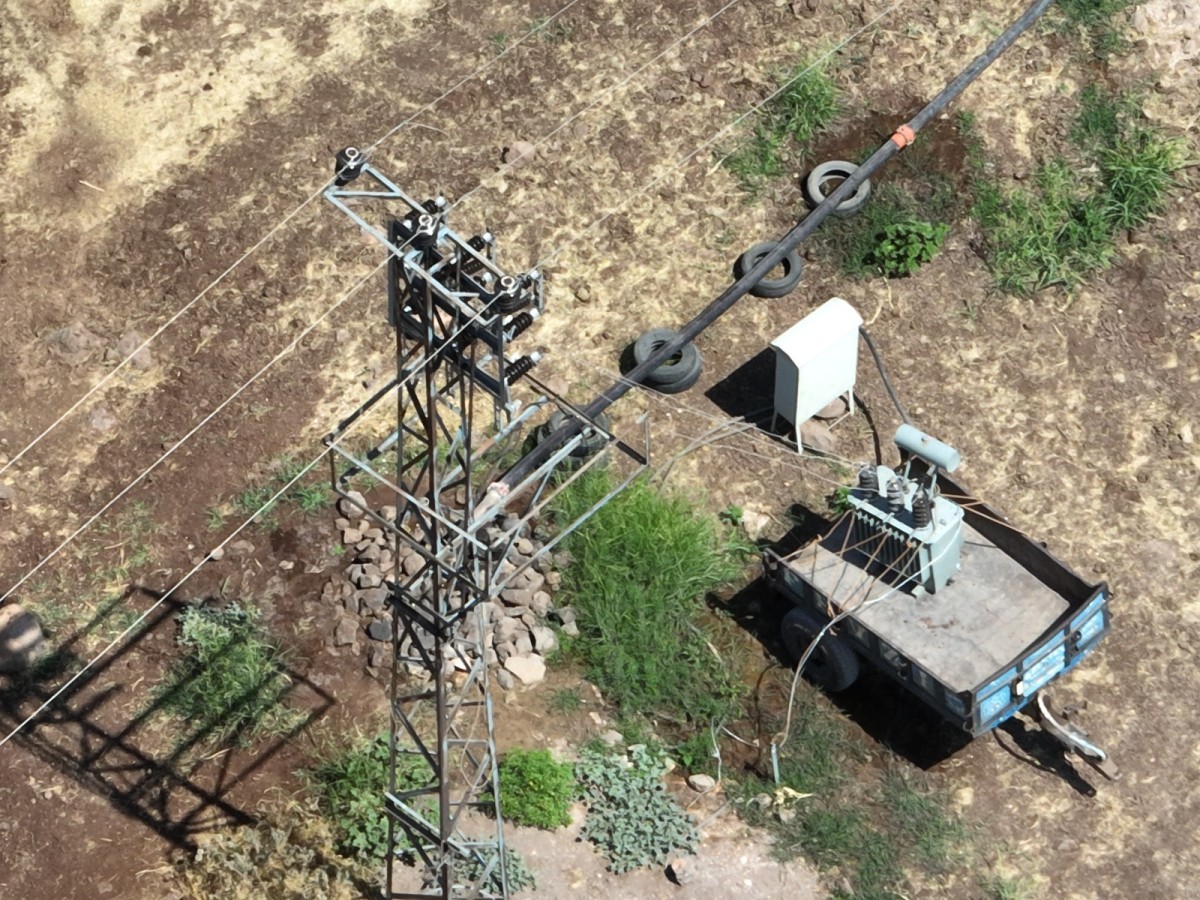 Dicle Elektrik Saha Ekiplerine Taşlı Saldırı 