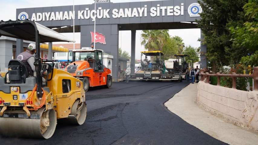 Küçük Sanayi Sitesi’nde Asfalt Çalışmaları