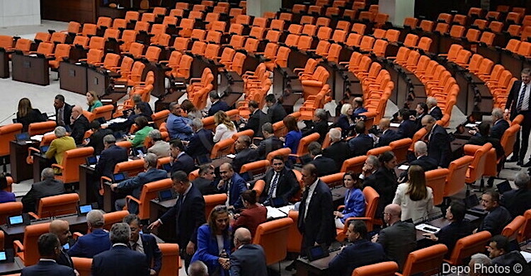 CHP'den 'Adalet Nöbeti' Eylemi