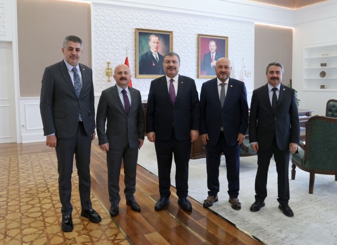 Bakan Koca'dan Adıyaman'a 2 Yeni Hastane Sözü 