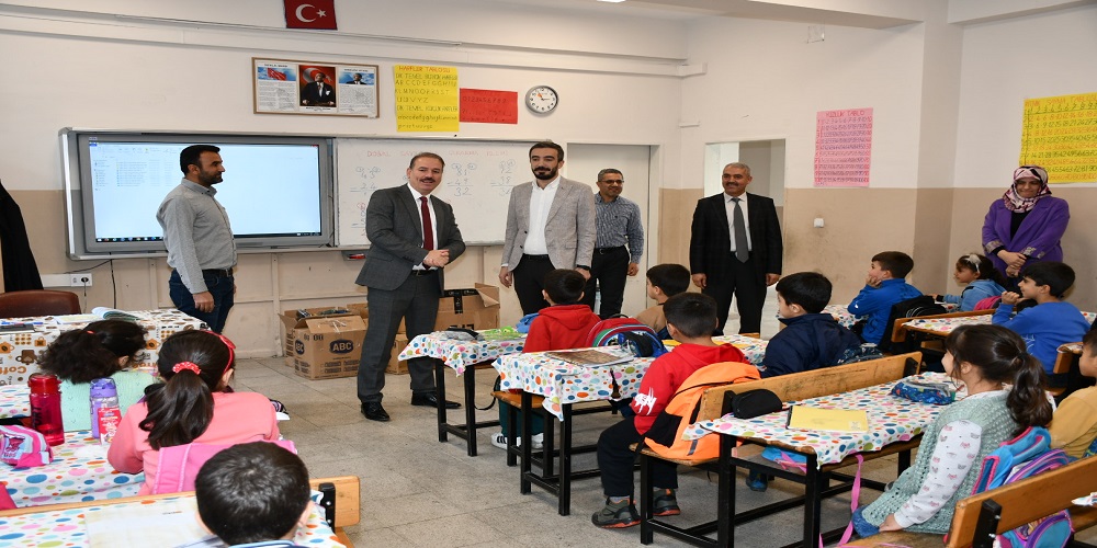 ATSO’dan Öğrencilere Kırtasiye Yardımı