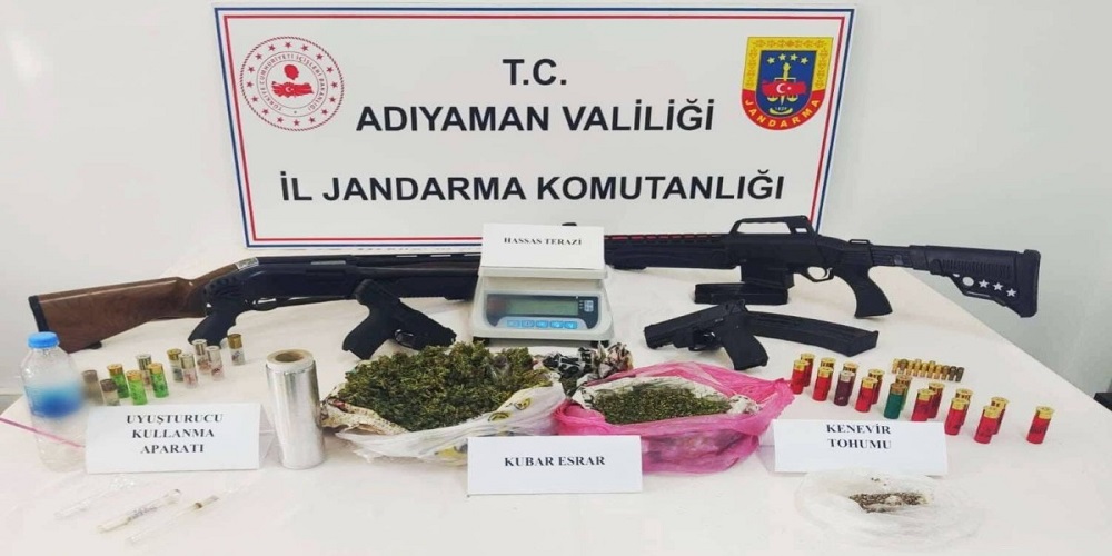 Uyuşturucu Satıcılarına Operasyon: 2 Gözaltı