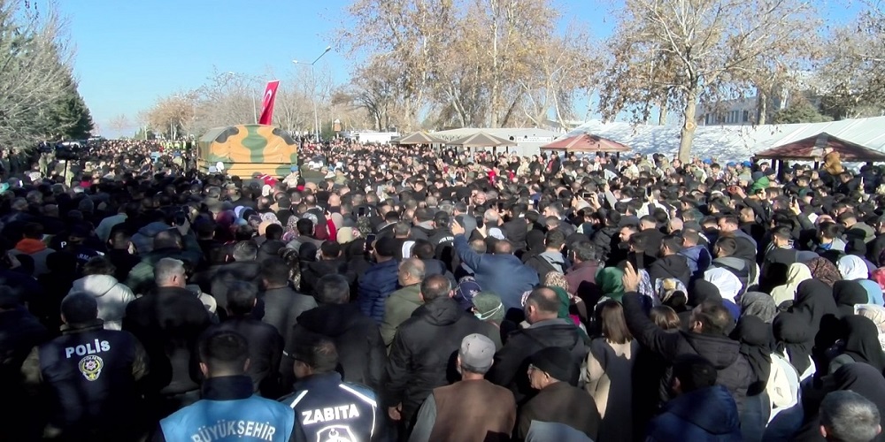 Şehit Taşkın Son Yolculuğuna Uğurladı