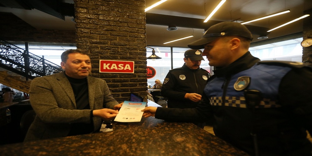 Zabıta Ekiplerinden Fiyat Etiketi Denetimi