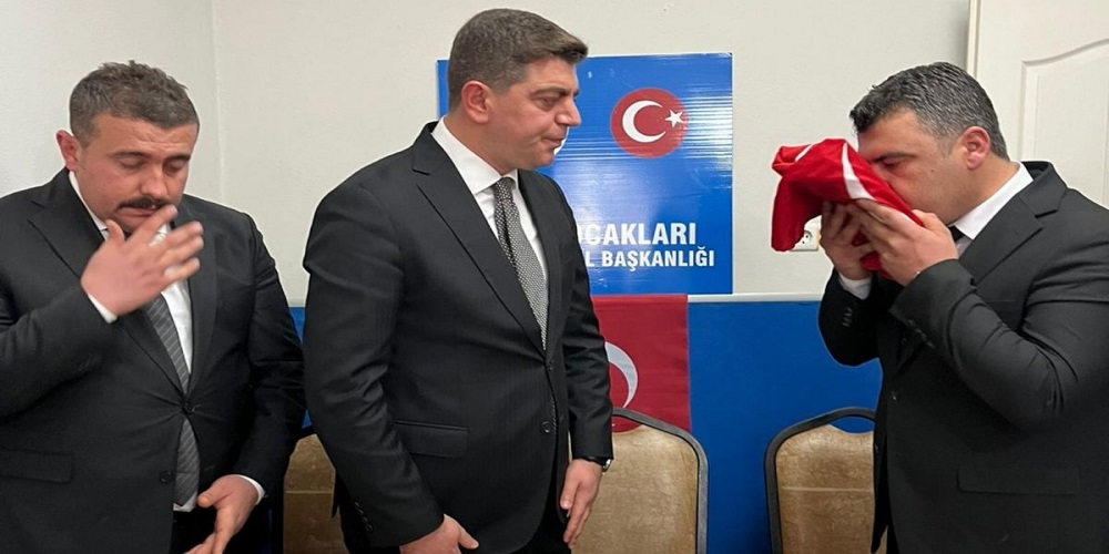 Adıyaman Ülkü Ocakları'nda Devir Teslimi