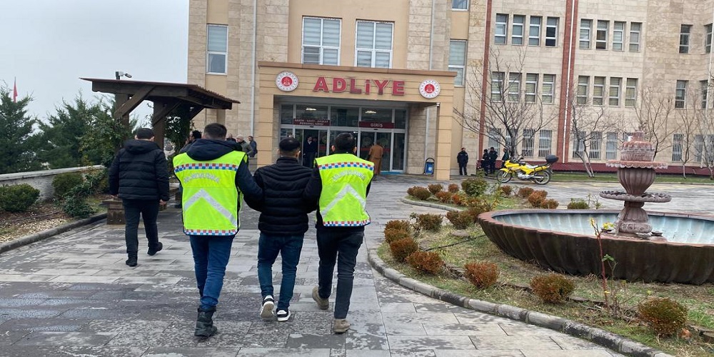 Firari Uyuşturucu Satıcısı Yakalandı