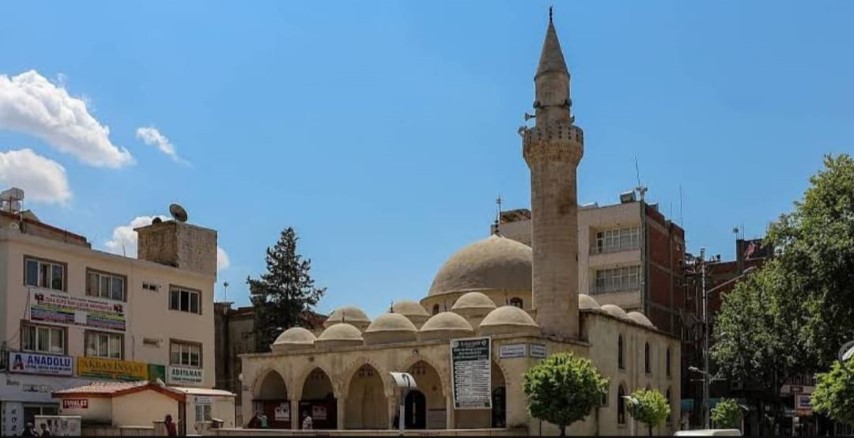 Yenipınar Camisi Deprem Şehitlerini Unutmadı