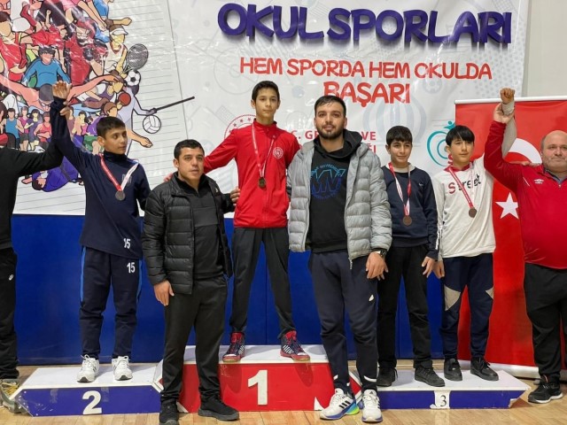 Güreşçilerimiz Türkiye Finali’ne Katılacak