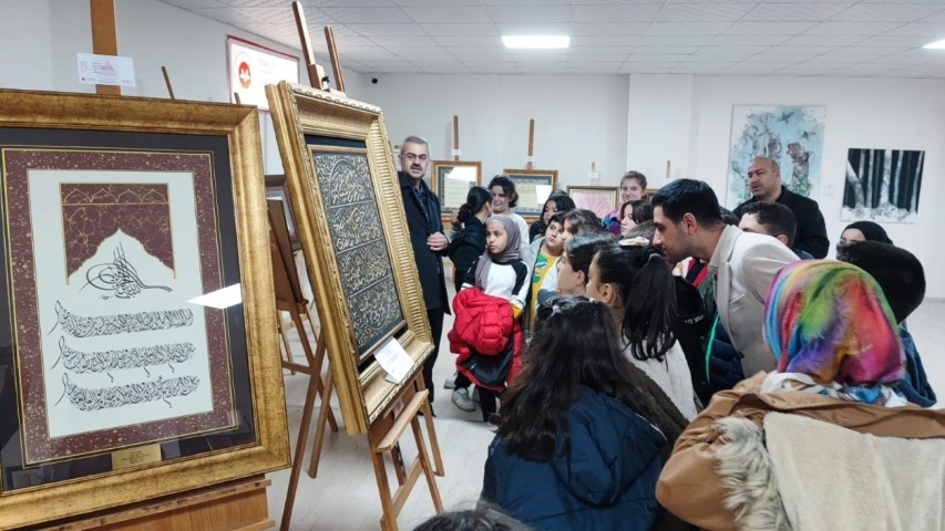 Kahta’da Gazze Yararına Sanat Sergisi 