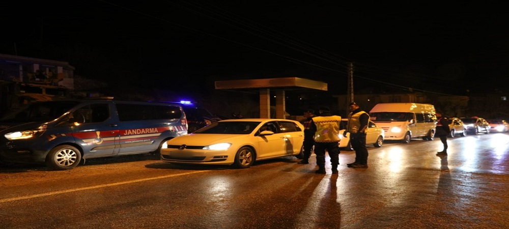 Adıyaman'da Uyuşturucuya 3 Gözaltı