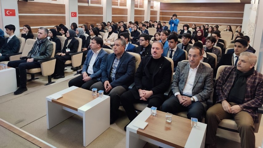 Tosun Meclis Simülasyonu Etkinliğine Katıldı