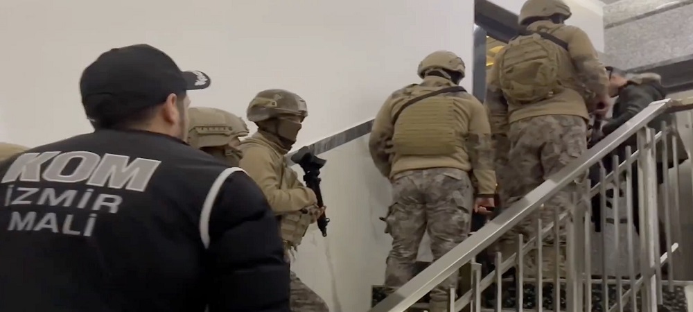 'Tefeci ve Dolandırıcı' Operasyonları