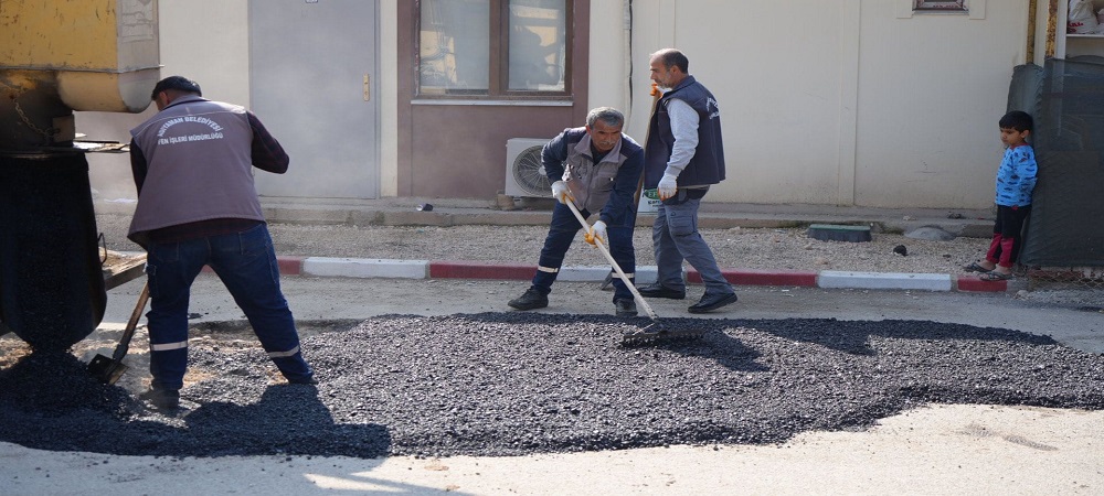 Prefabrik Yaşam Alanında Asfalt Çalışması