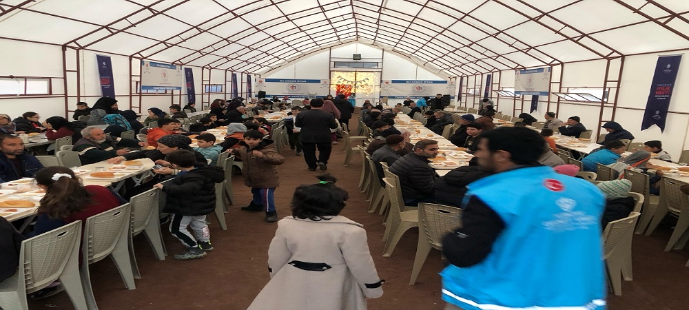 Adıyaman'da Ramazan'ın İlk İftarında Dua