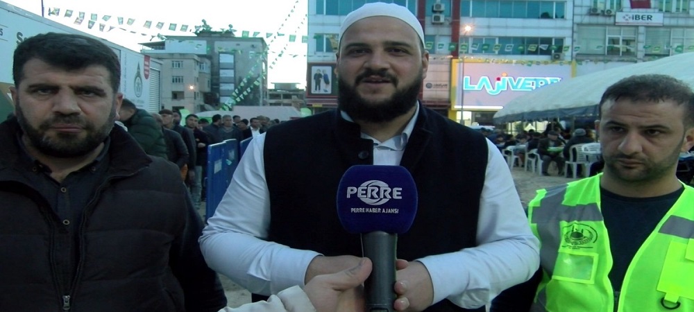 Babuselam Medresesi'nden 3 Bin Kişiye İftar