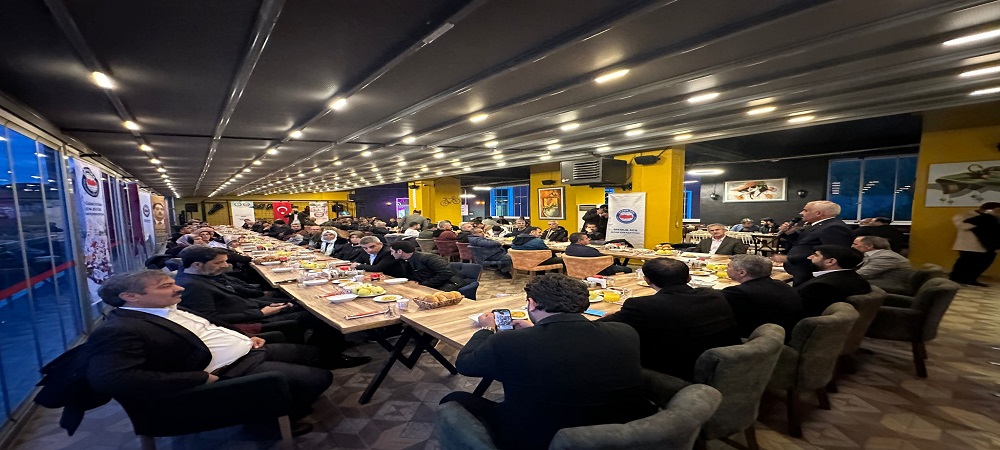 Polat Sözünü Tuttu, Gençlerle Sahur Yaptı