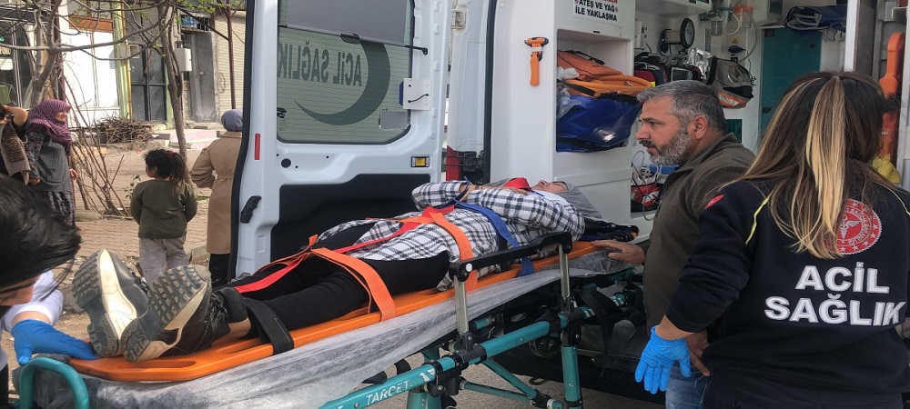 İki Kadın Sürücü Çarpıştı: 1 Yaralı