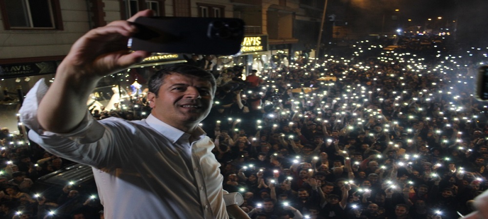Tutdere, Zaferin Fotoğrafını Çektirdi