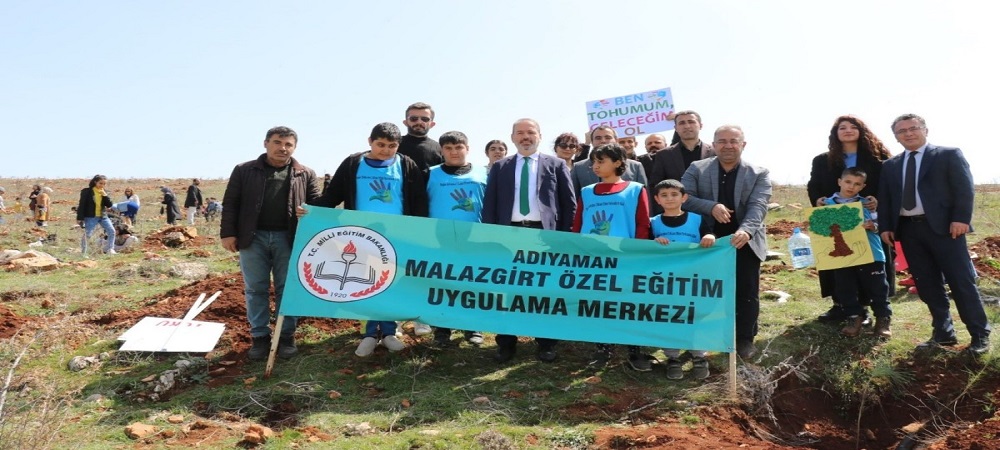 Ali Tosun Otizm İçin Fidan Dikme Etkinliğinde