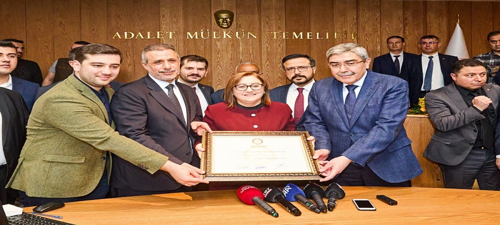 Başkan Şahin Yeni Döneme Resmi Olarak Başladı