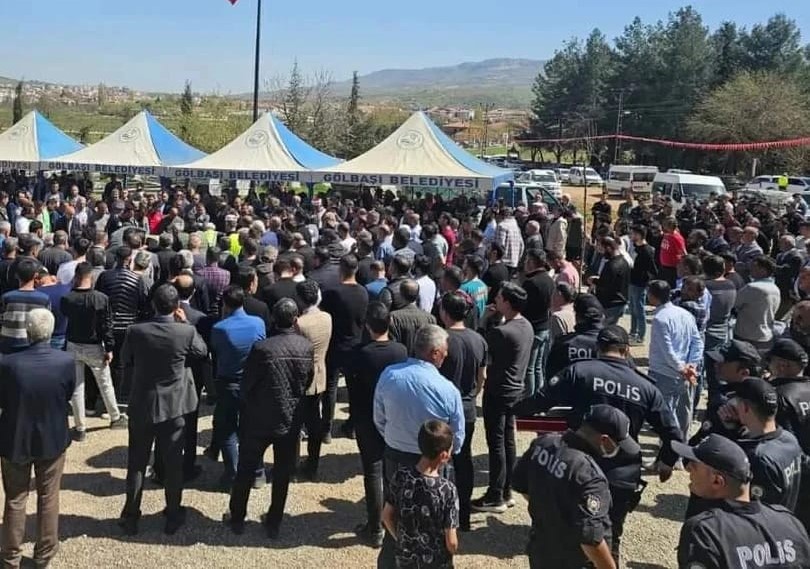 14 Ay Sonra Ulaşılan Polis Memuru Defnedildi