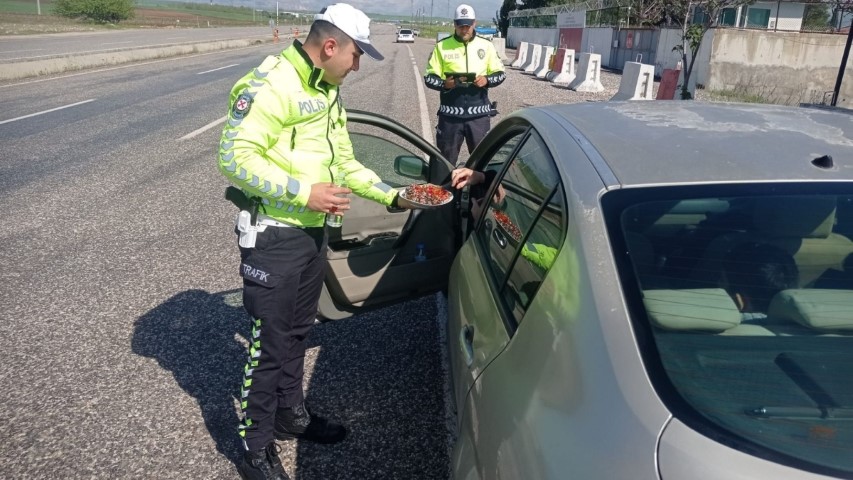 Trafik Polislerinin Bayram Mesaisi