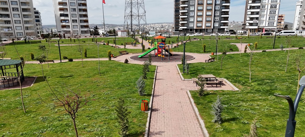 Karaköprü'de Park Çalışmaları Devam Ediyor