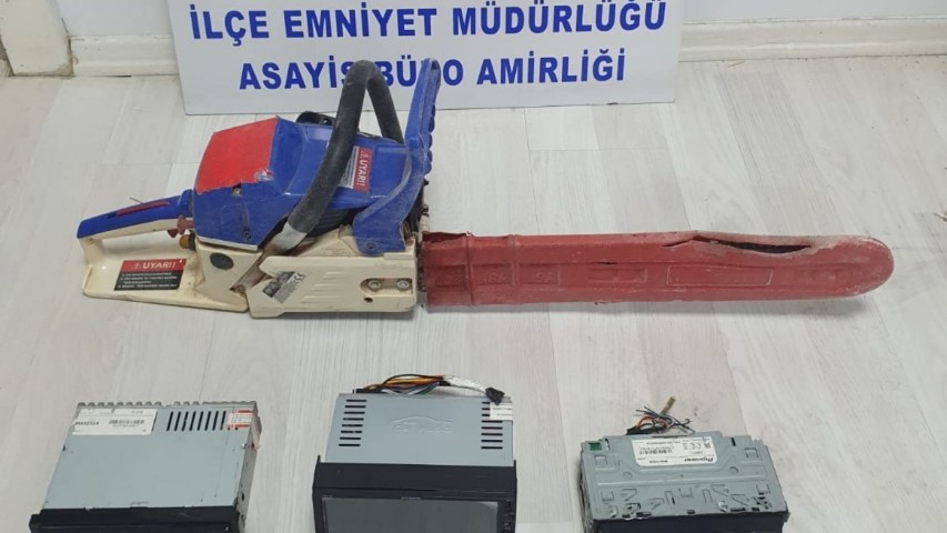 Besni’de Hırsızlıktan Arananlar Yakalandı