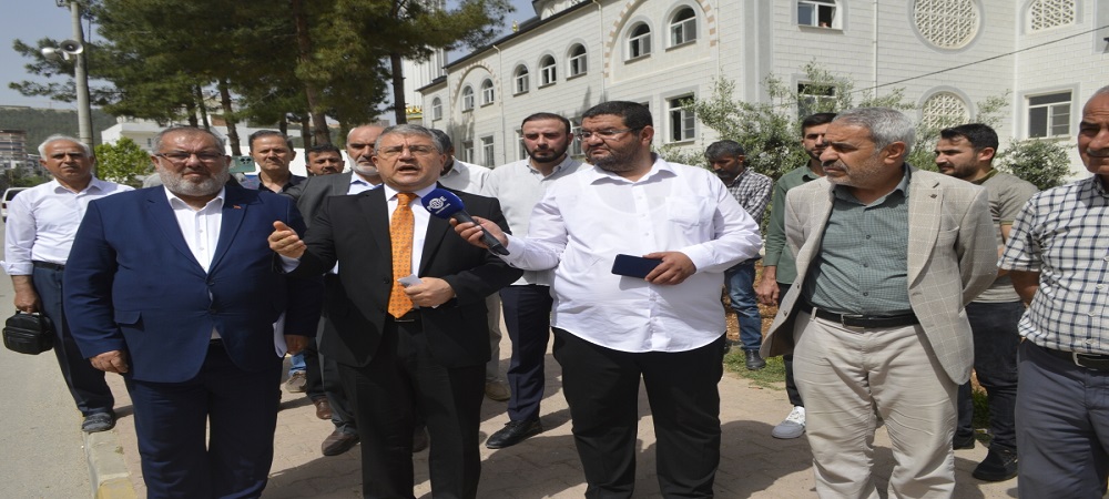 Diyanet-Sen Şube Başkanı İmam Dövdü