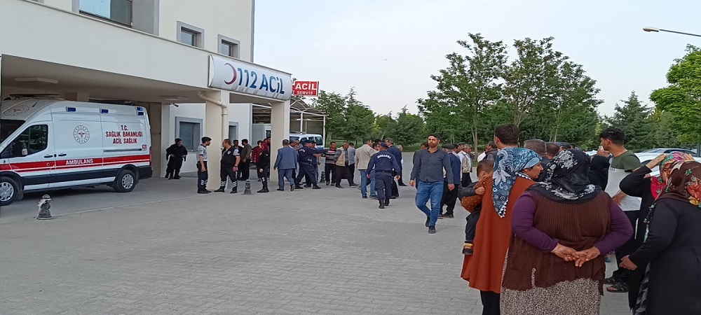 Çocukların Kavgasına Büyükler Müdahil Oldu