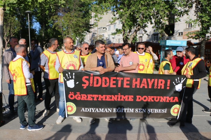 Eğitim Sen Şubesinden Basın Açıklaması